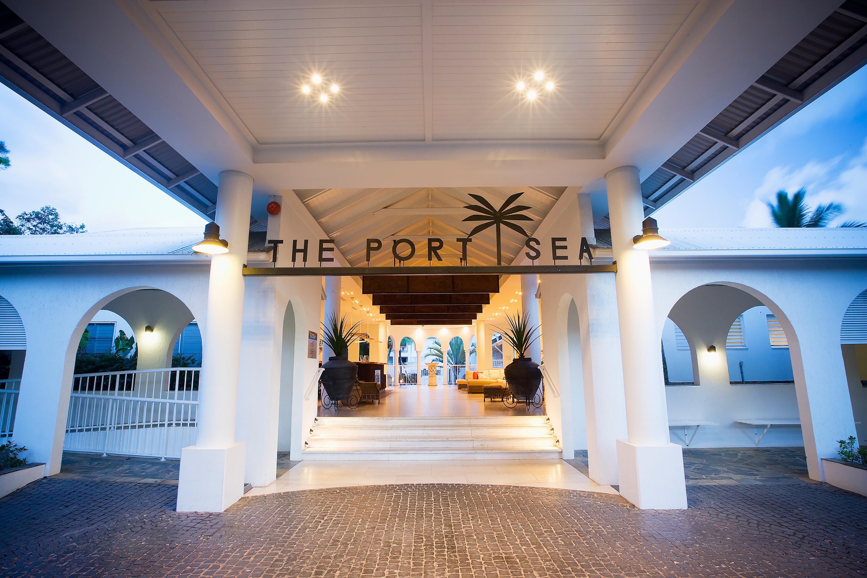 Mantra Portsea Hotel Port Douglas Bagian luar foto