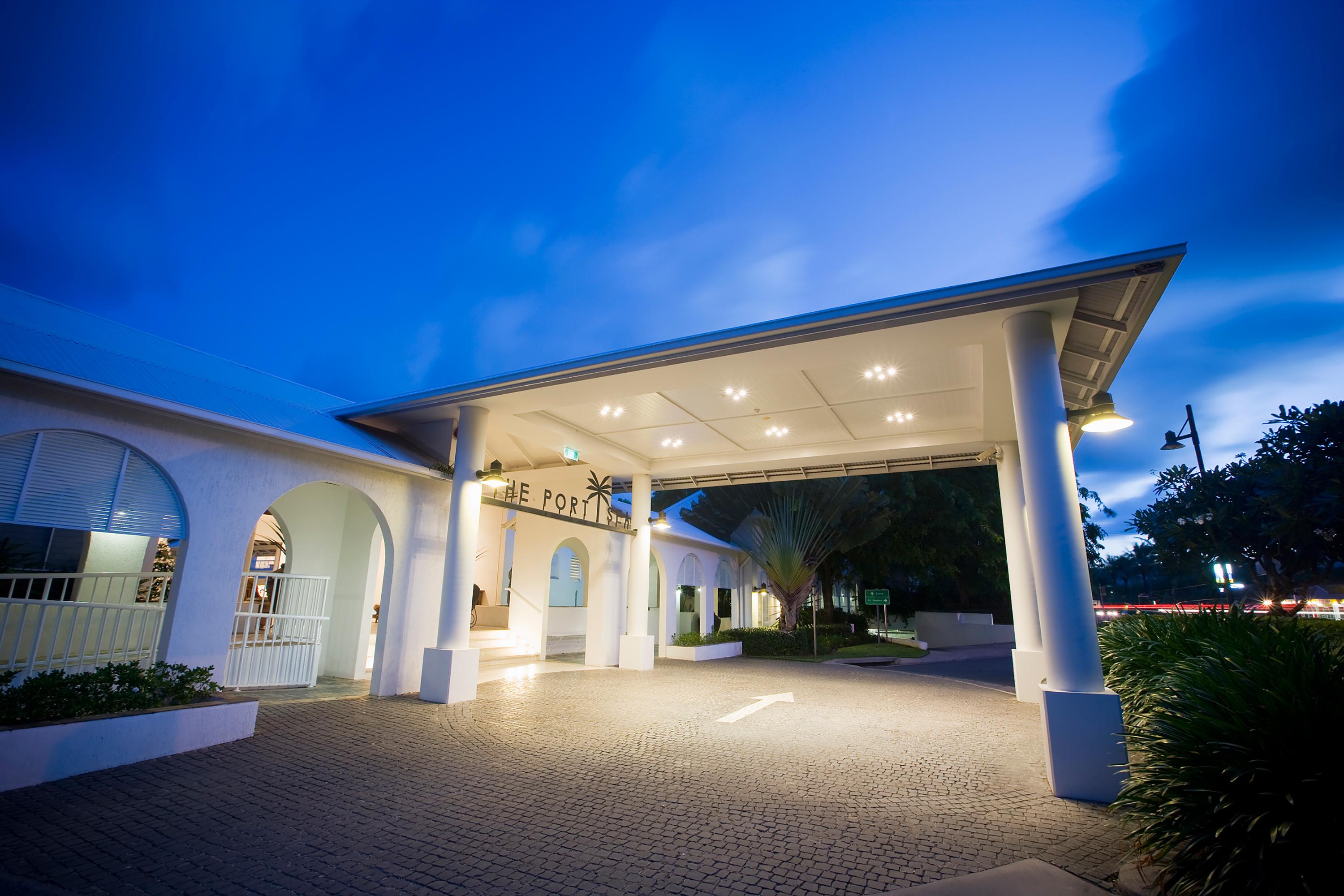 Mantra Portsea Hotel Port Douglas Bagian luar foto