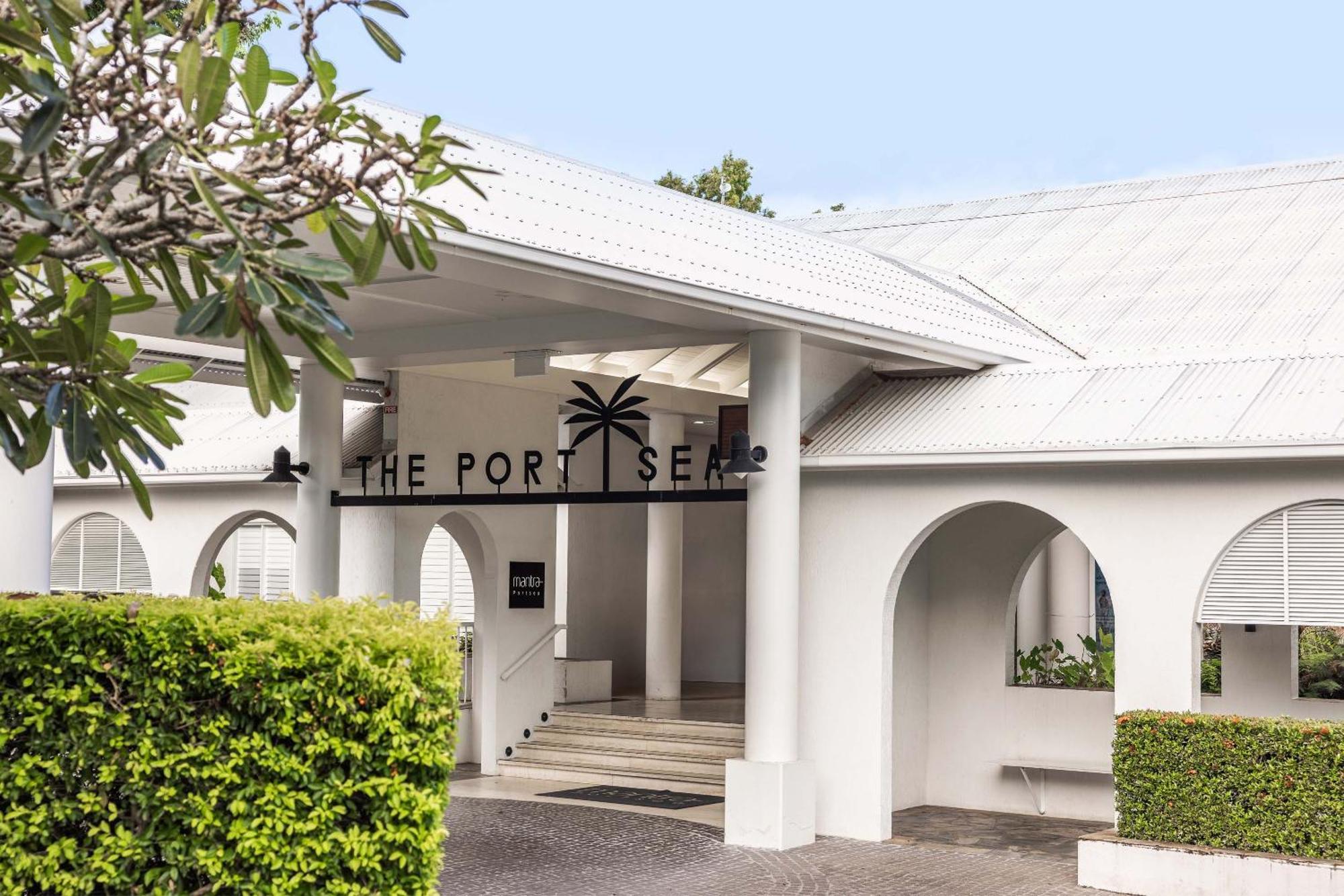 Mantra Portsea Hotel Port Douglas Bagian luar foto